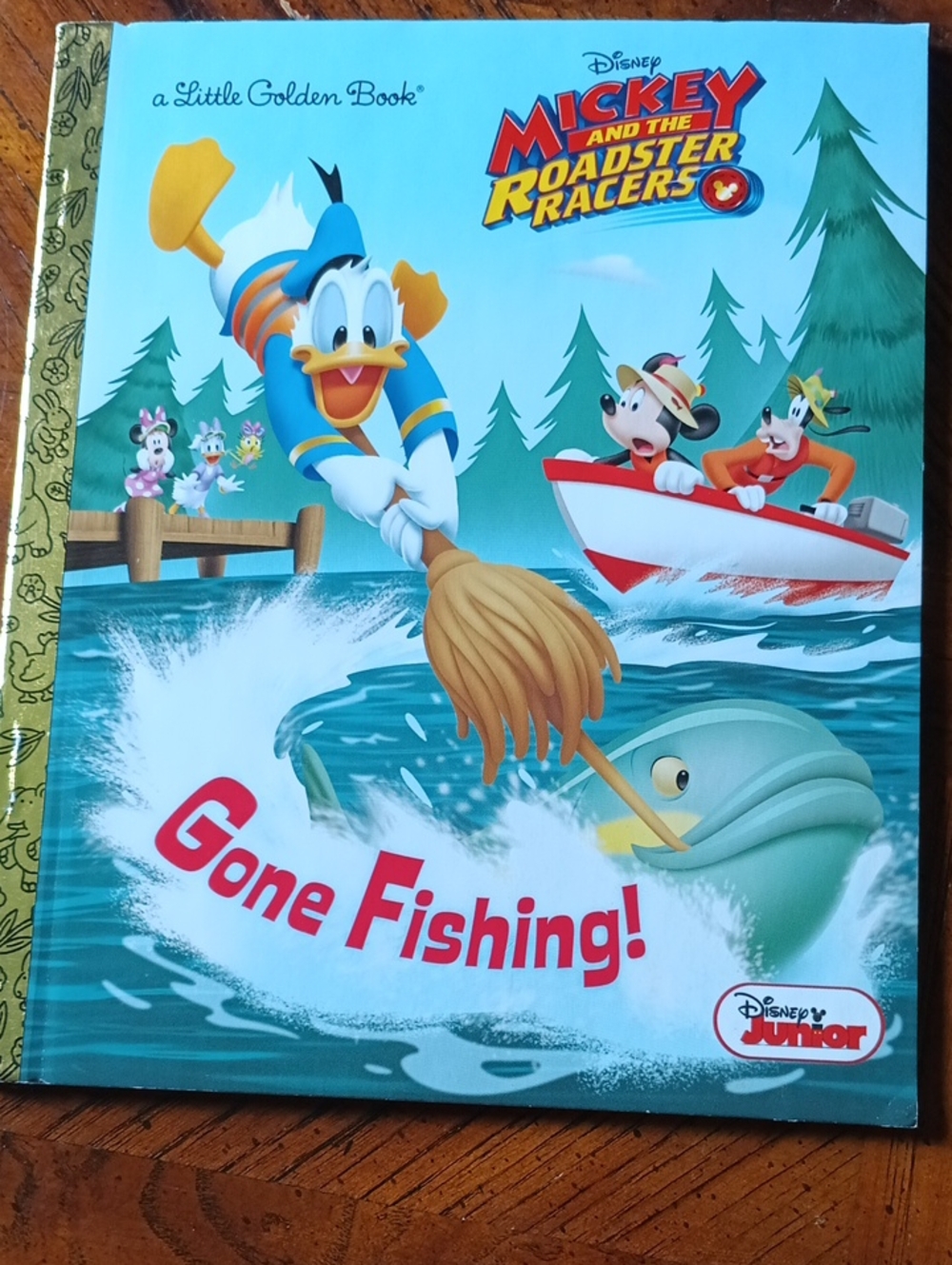 Disney Little Golden Book: Mickey and the Roadster Racers - Gone Fishing! (Blue)